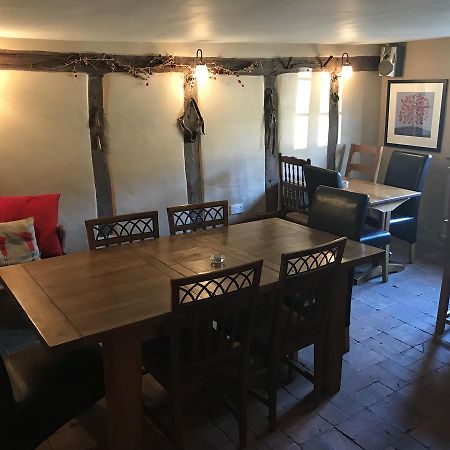 Kenninghall Red Lion Hotel Norwich Bagian luar foto